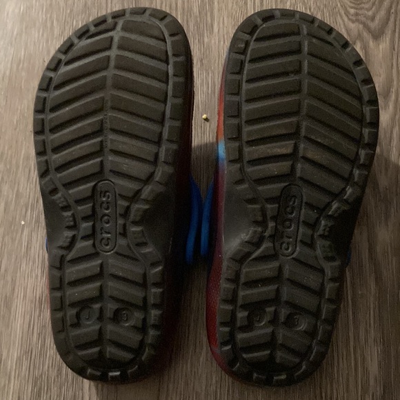 Unisex Kids’ Classic Lined Out Of This Wold Crocs 🐊 Clogs. Size J 3 8 1/2”. - Picture 3 of 8